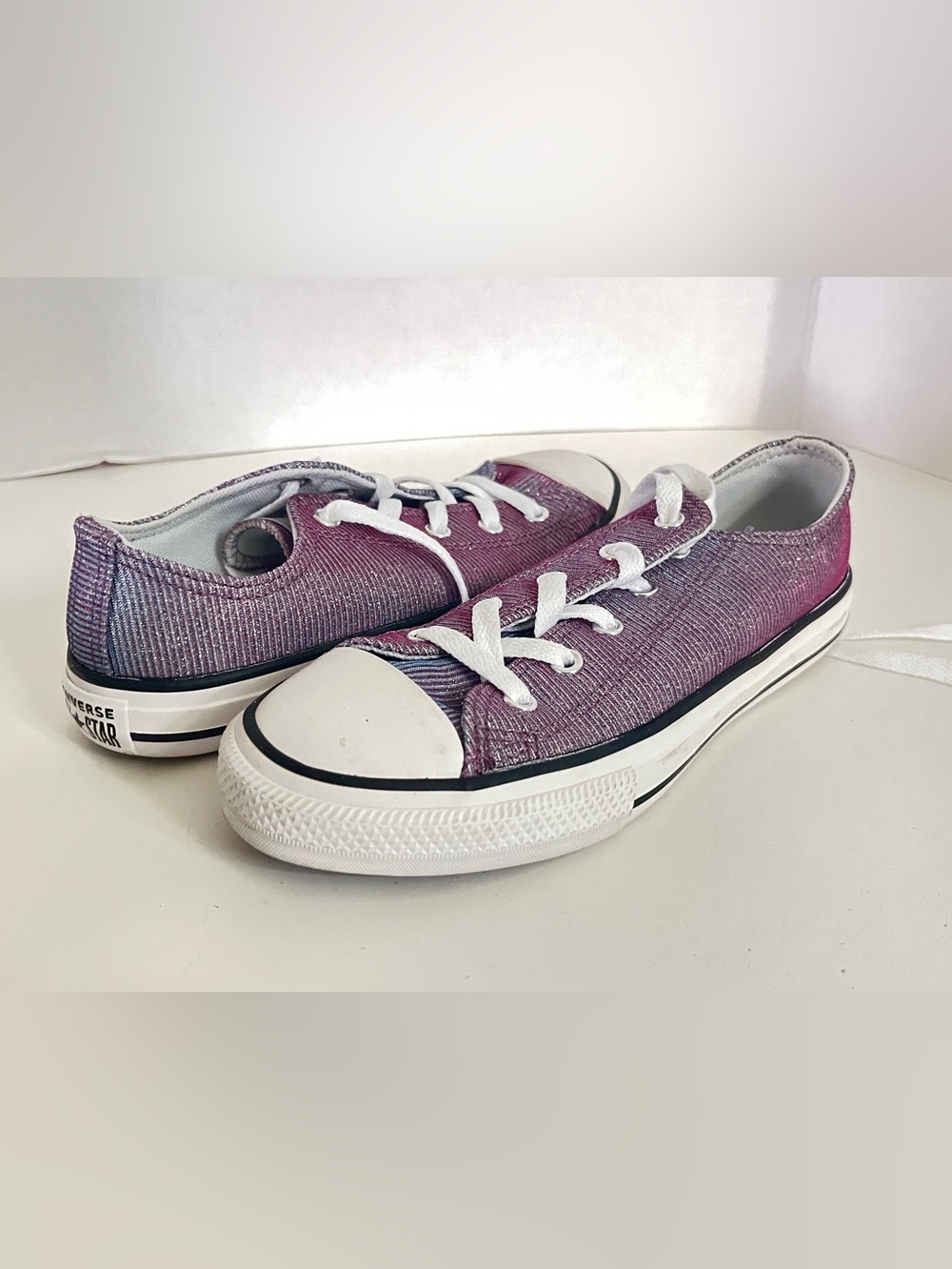 Converse All Star Chuck Taylor Low Shoes Sneakers Youth iridescent purple Silver